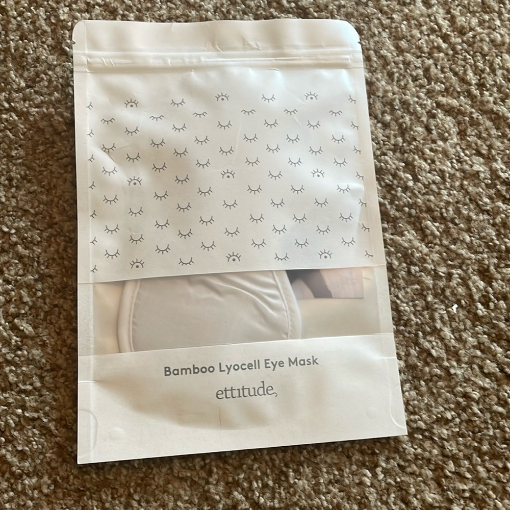 Bamboo eye mask